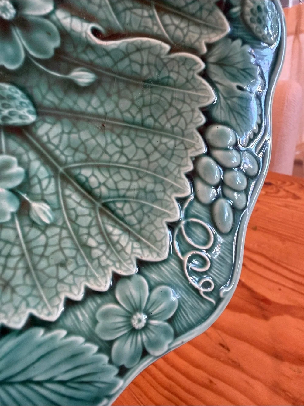 Antique Victorian Green Strawberry Vine Grape 19th Century Majolica Plate Dish.